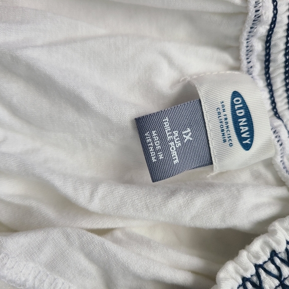 Off The Shoulder Top - Picture 2 of 2